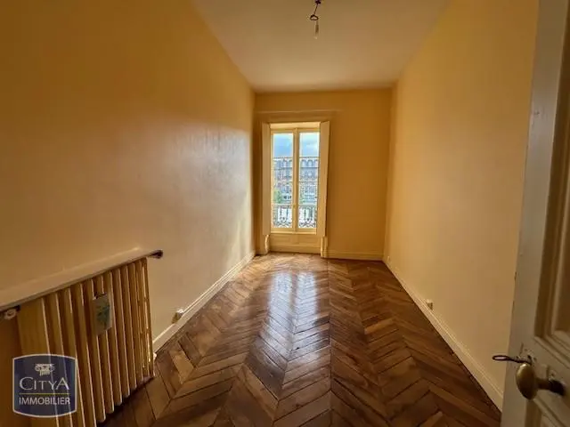Photo 10 Appartement 5 pièces 236.88m²