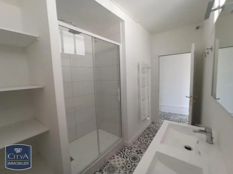 Photo 10 Appartement 3 pièces 120m²