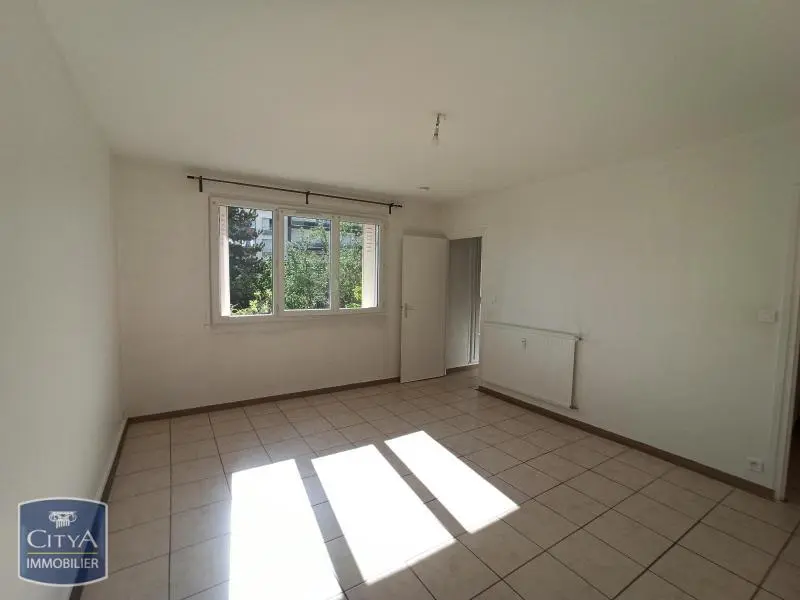 Photo 1 Appartement 1 pièce 29.31m²