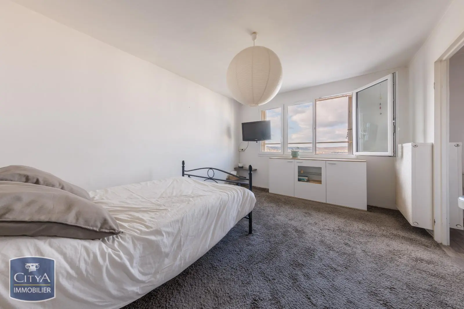 Photo 2 Appartement 1 pièce 30.91m²