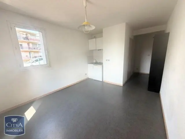 Photo 1 Appartement 1 pièce 21m²