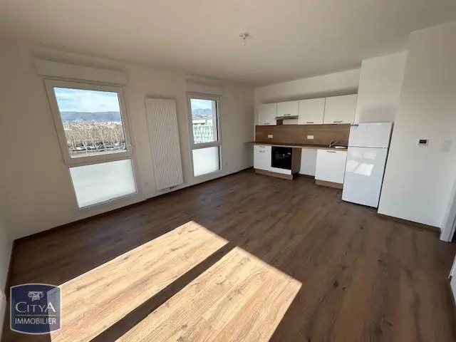 Photo 1 Appartement 3 pièces 61.47m²