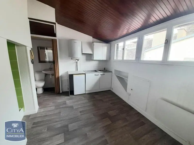 Photo 2 Appartement 1 pièce 10.38m²