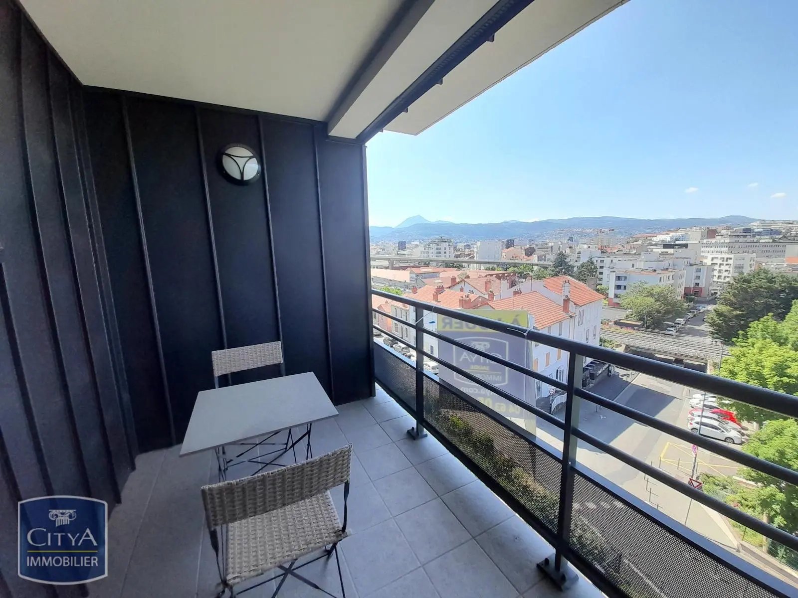 Photo 1 Appartement 1 pièce 22.9m²