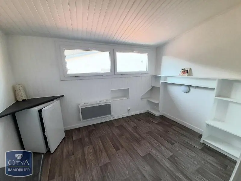 Photo 2 Appartement 1 pièce 11.71m²