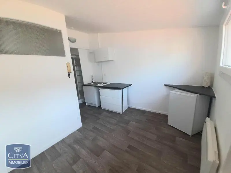 Photo 3 Appartement 1 pièce 11.71m²