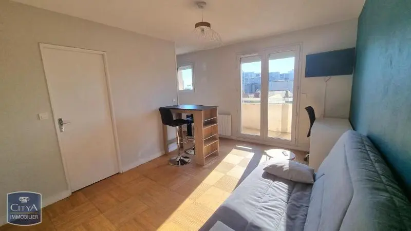 Photo 1 Appartement 1 pièce 21.33m²