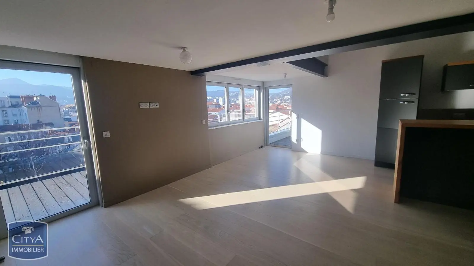 Photo 3 Appartement 4 pièces 103.97m²
