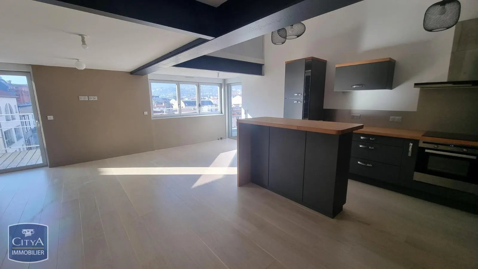 Photo 2 Appartement 4 pièces 103.97m²