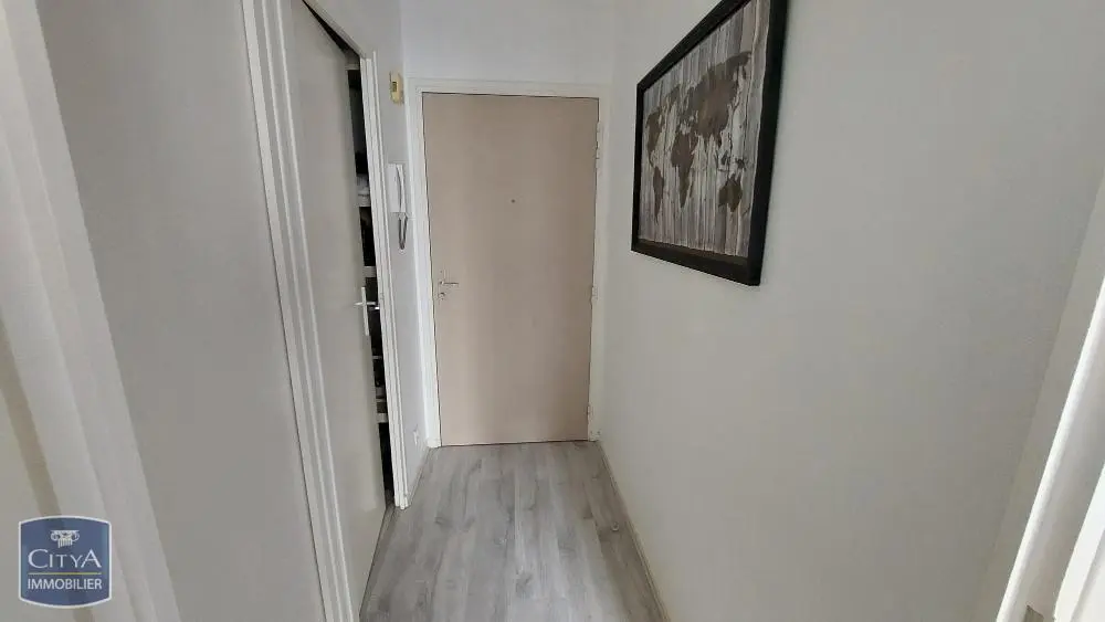 Photo 3 Appartement 1 pièce 26.56m²