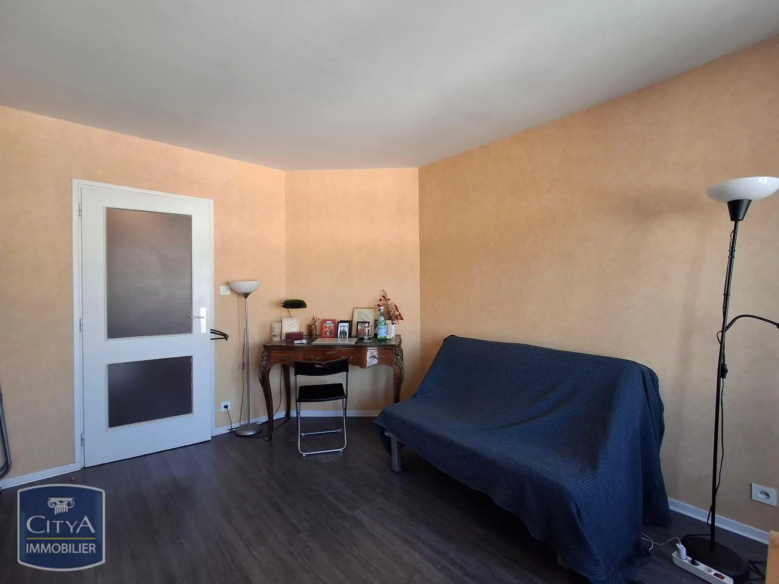 Photo 2 Appartement 1 pièce 30.57m²