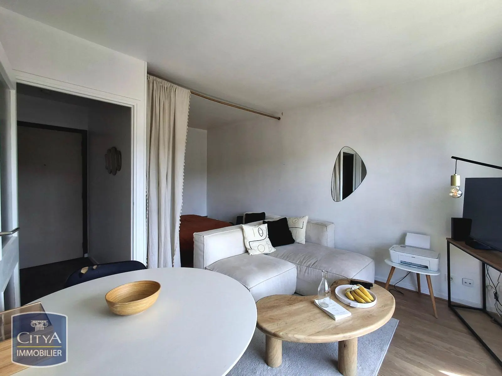 Photo 1 Appartement 1 pièce 26.56m²