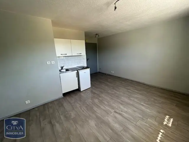 Photo 3 Appartement 1 pièce 23.59m²