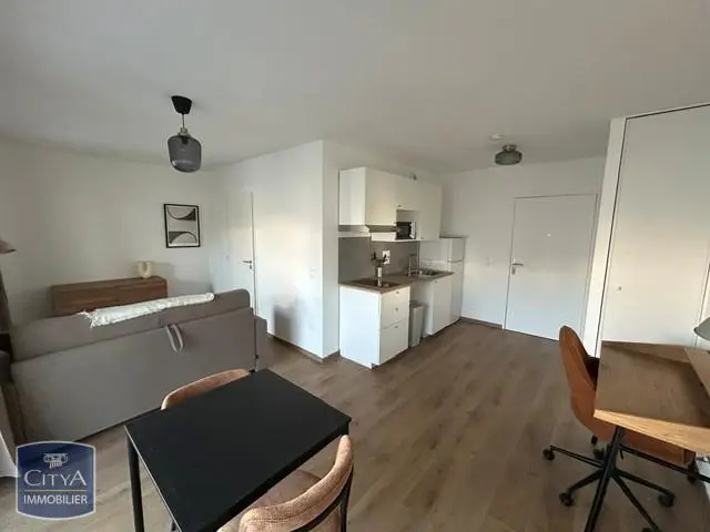 Photo 1 Appartement 1 pièce 30.37m²