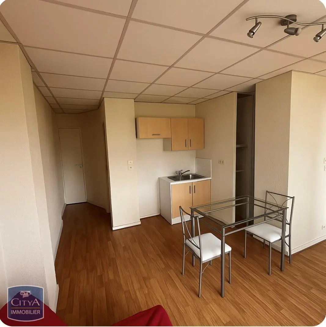 Photo 2 Appartement 1 pièce 25.62m²