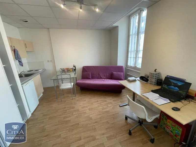Photo 1 Appartement 1 pièce 23.94m²