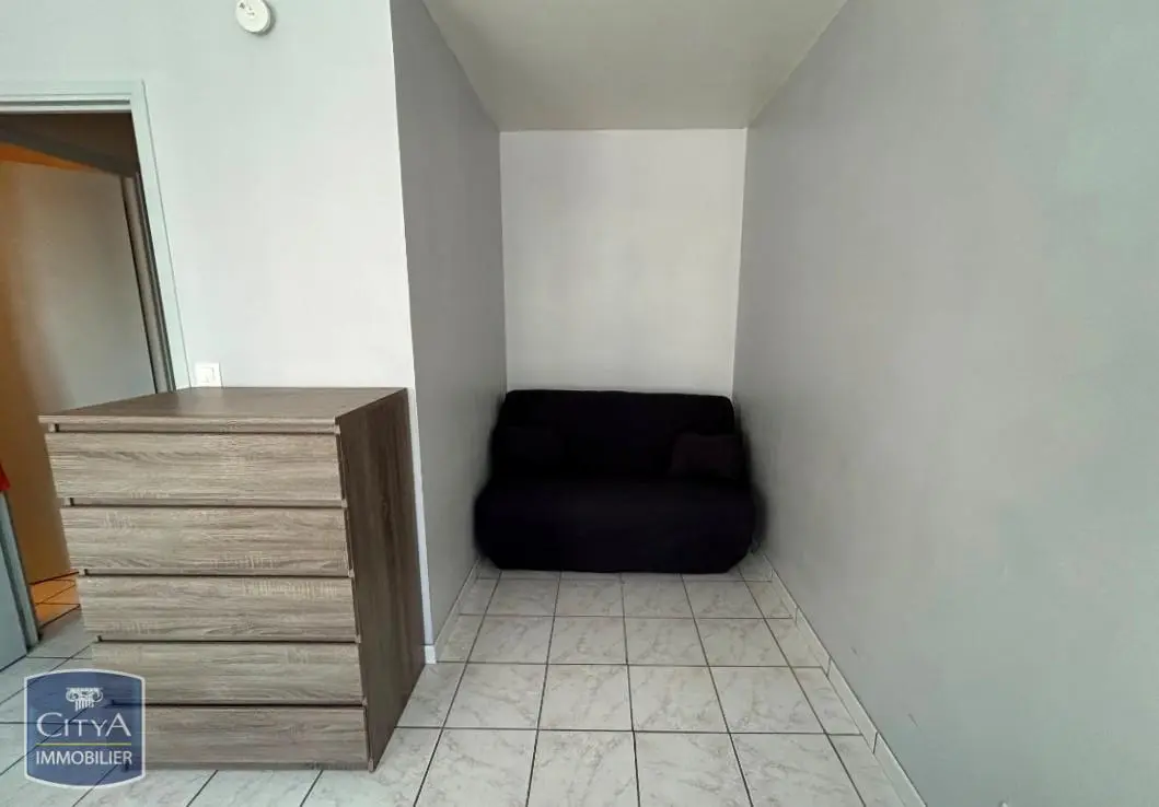 Photo 2 Appartement 1 pièce 25.02m²