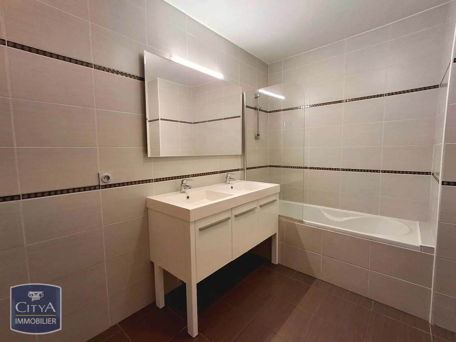 Photo 10 Appartement 5 pièces 116.37m²