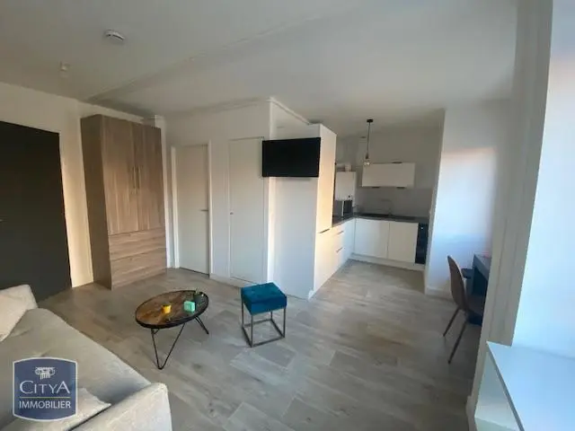 Photo 1 Appartement 1 pièce 24.2m²