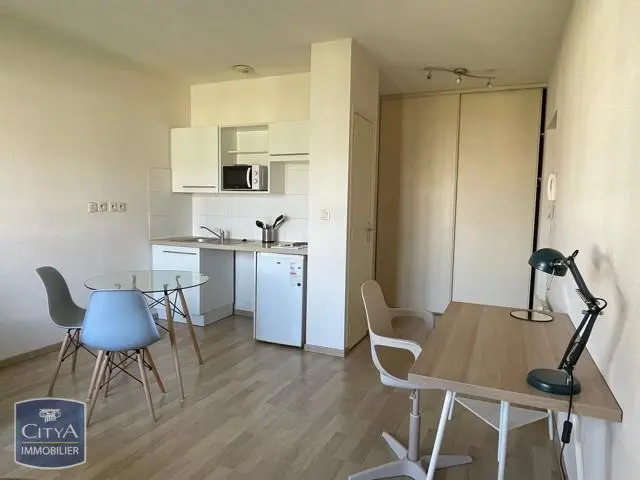 Photo 2 Appartement 1 pièce 25m²