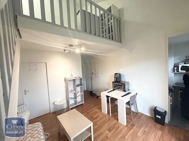 Photo 2 Appartement 1 pièce 30.77m²