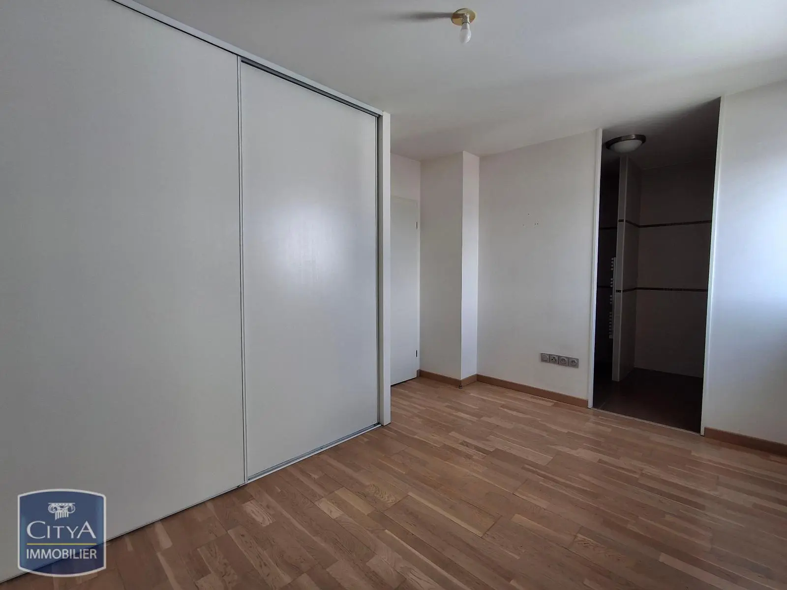 Photo 15 Appartement 5 pièces 116.37m²