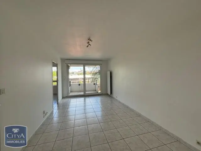 Photo 2 Appartement 1 pièce 33.5m²