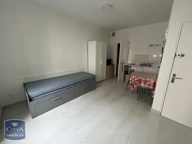 Photo 2 Appartement 1 pièce 20.38m²