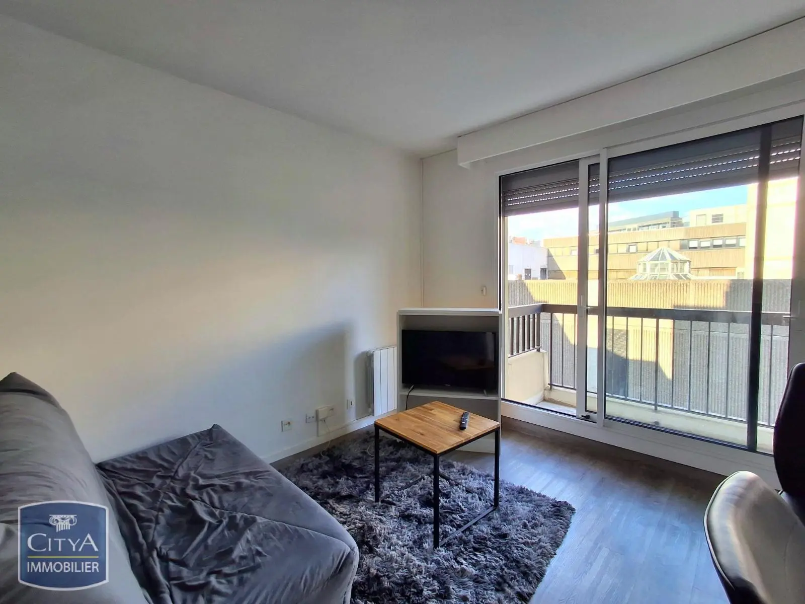 Photo 2 Appartement 1 pièce 27m²