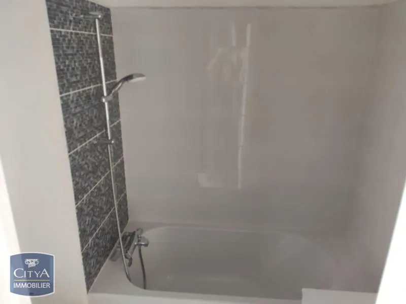 Photo 3 Appartement 1 pièce 18.4m²