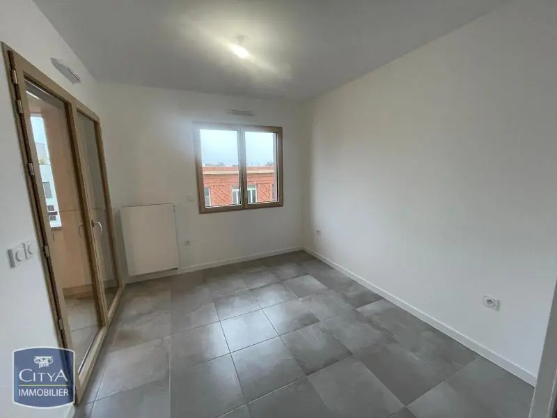 Photo 1 Appartement 1 pièce 26.9m²