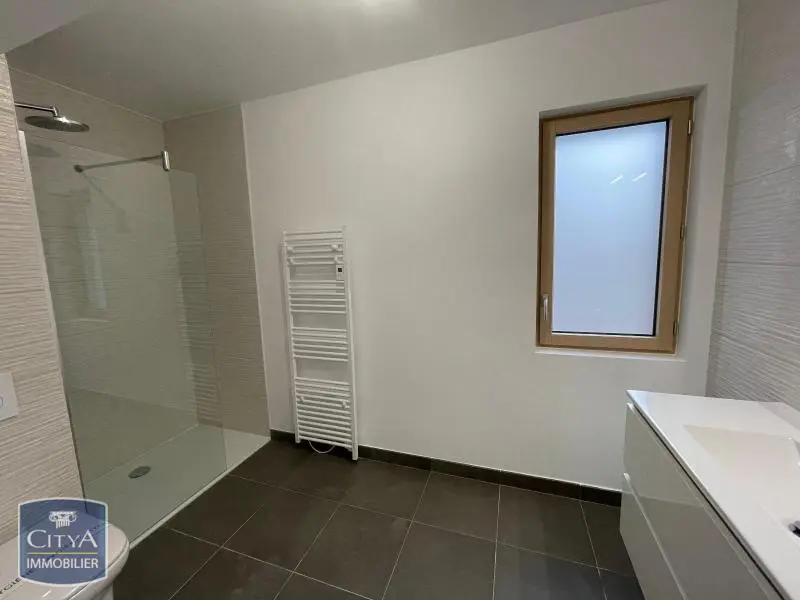 Photo 2 Appartement 1 pièce 26.9m²