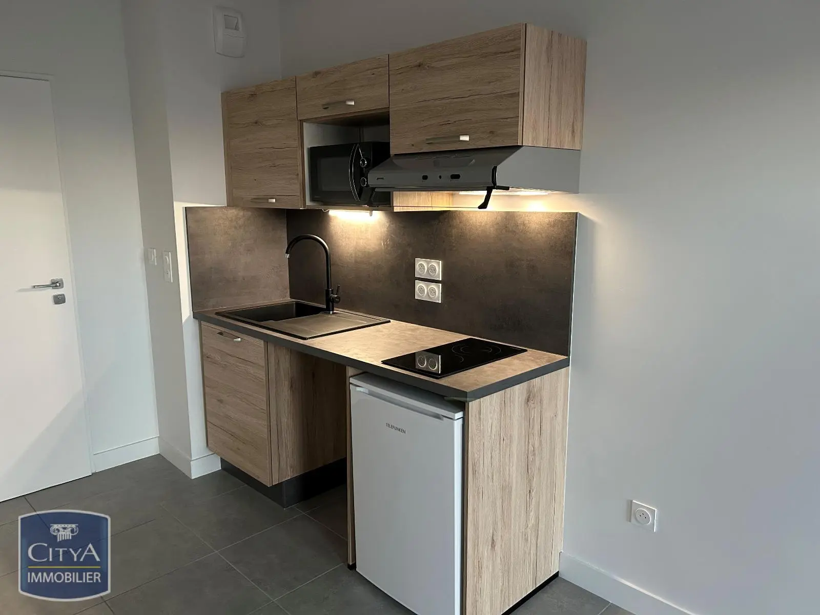 Photo 2 Appartement 2 pièces 32.9m²