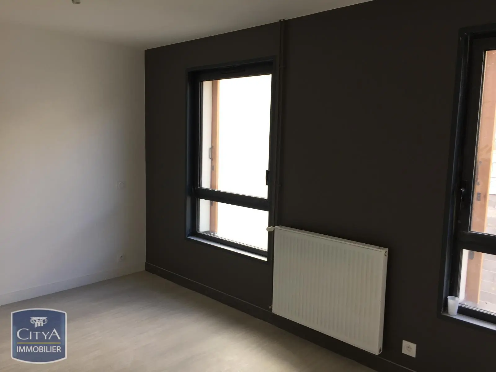 Illustration pour Appartement 1 pièce 19.7m² Photo Appartement 1 pièce 19.7m²