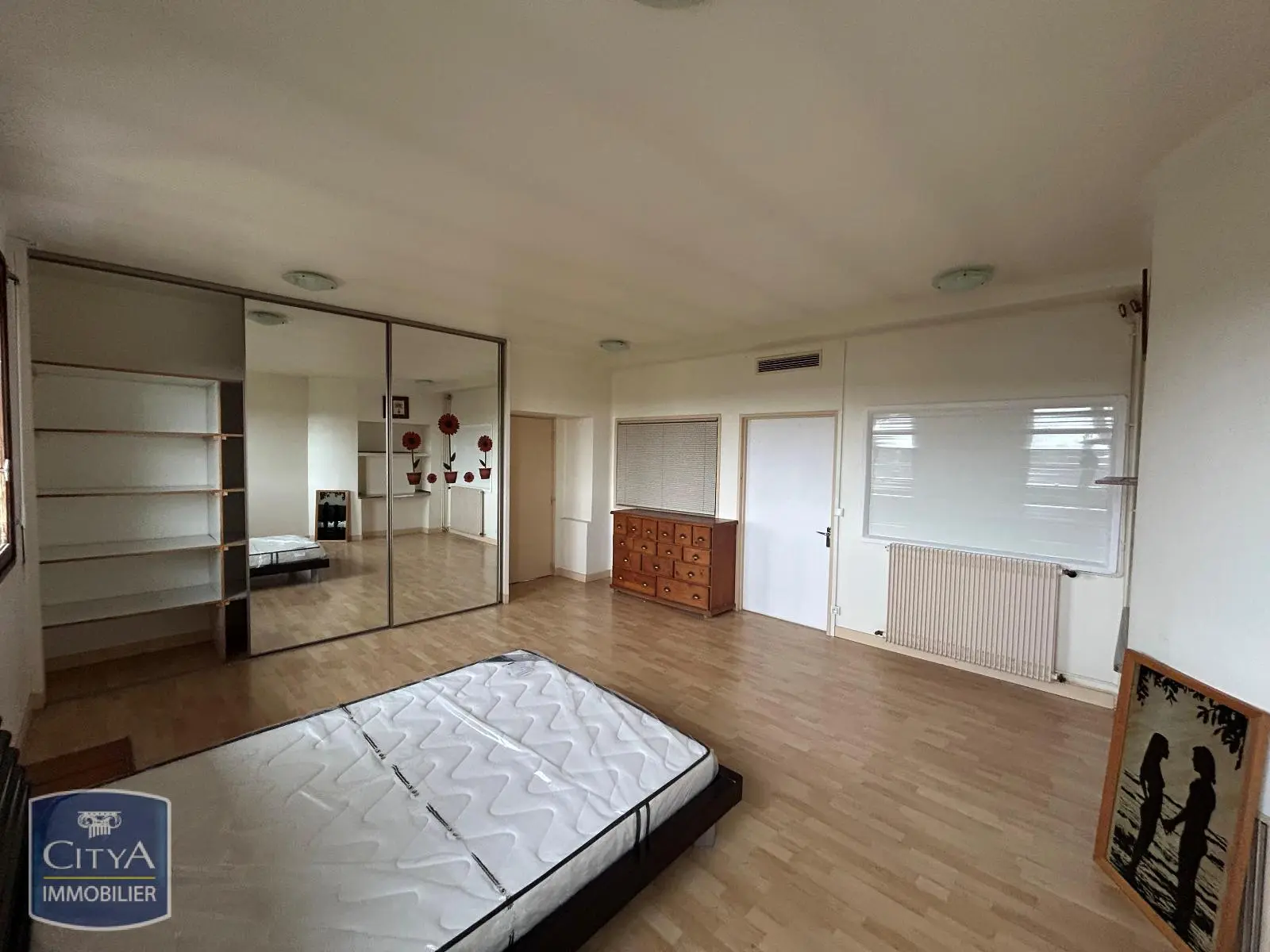 Photo 1 Appartement 4 pièces 168m²