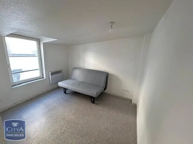 Photo 2 Appartement 1 pièce 15.1m²