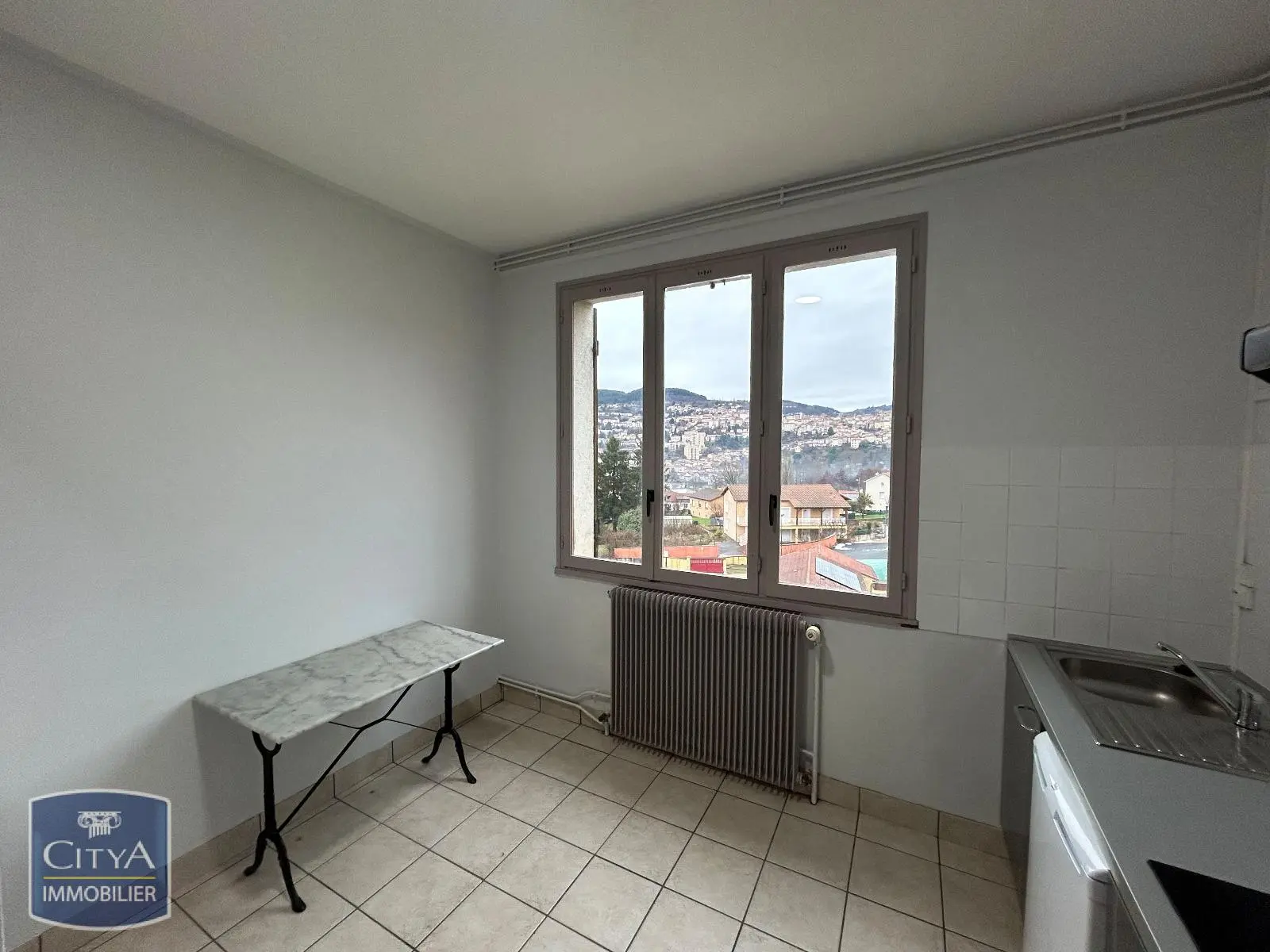 Photo 2 Appartement 1 pièce 33m²