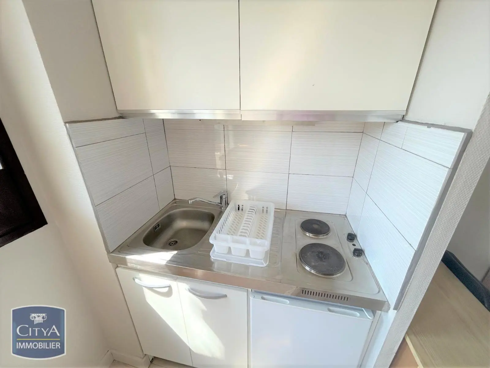 Photo 2 Appartement 1 pièce 18.77m²