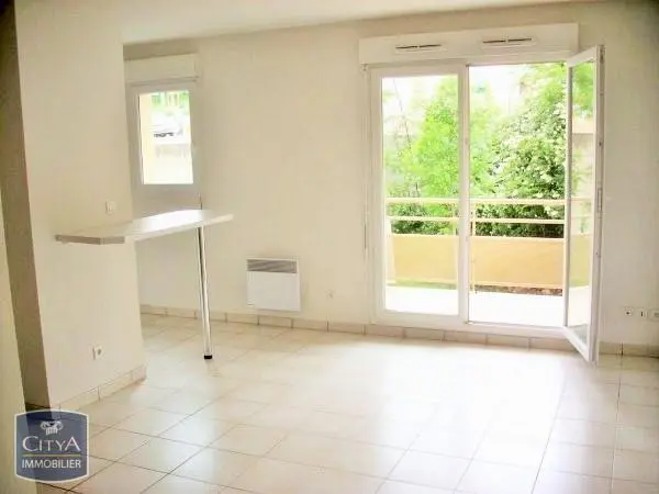 Photo 1 Appartement 1 pièce 28.82m²