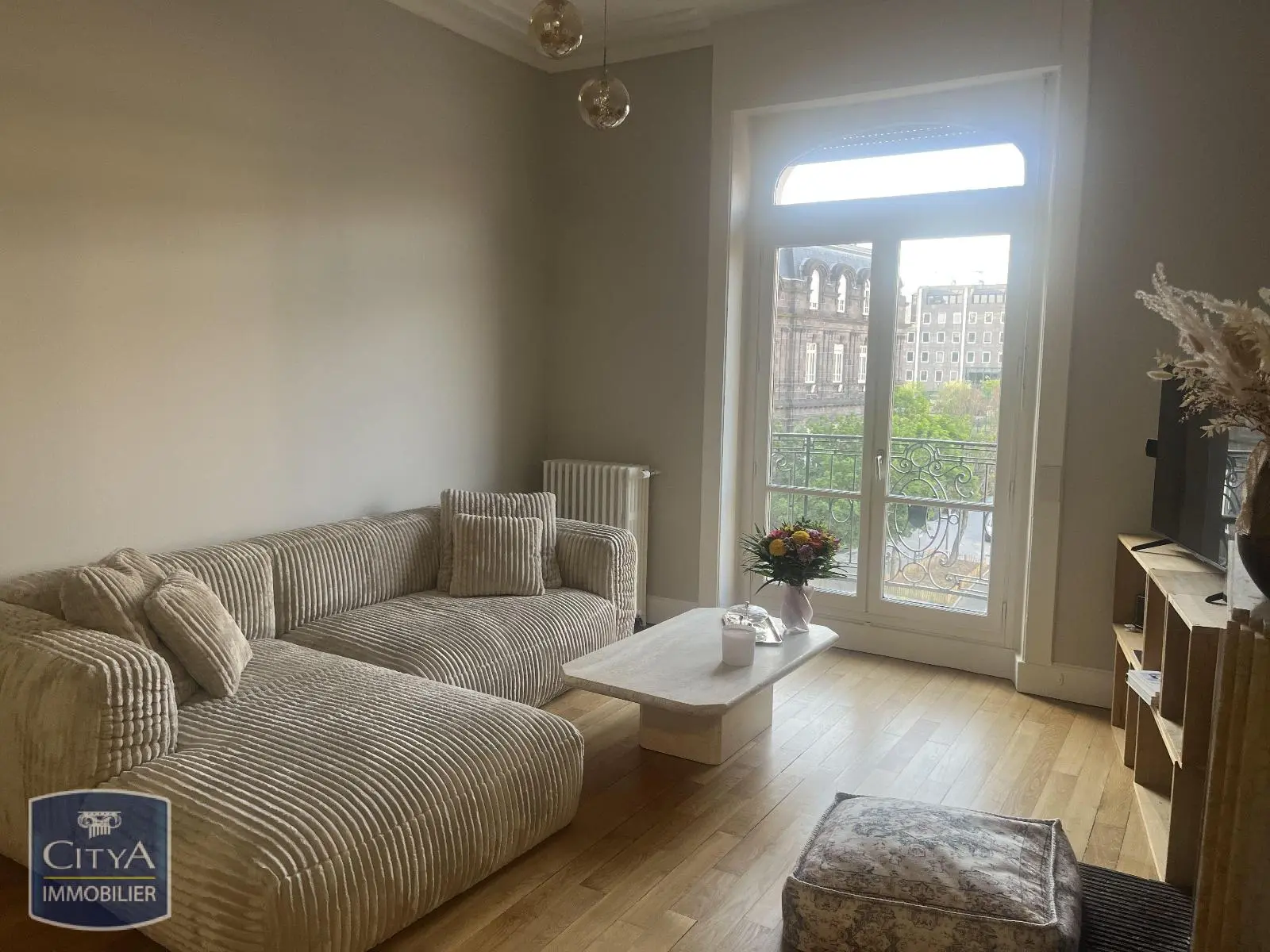 Photo 2 Appartement 2 pièces 57.64m²