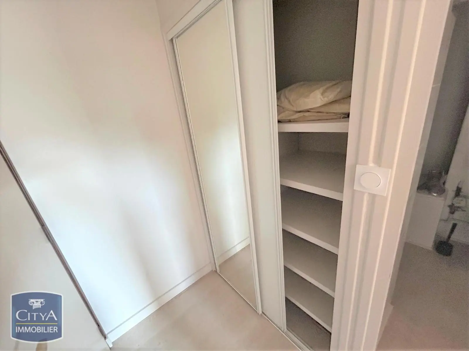 Photo 5 Appartement 1 pièce 18.77m²