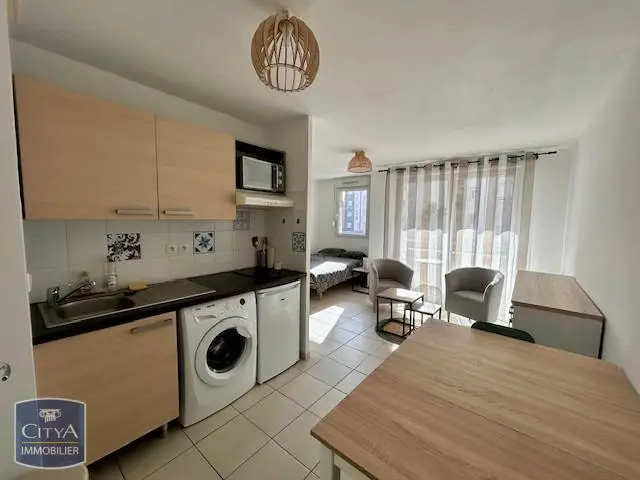 Photo 1 Appartement 1 pièce 27.85m²