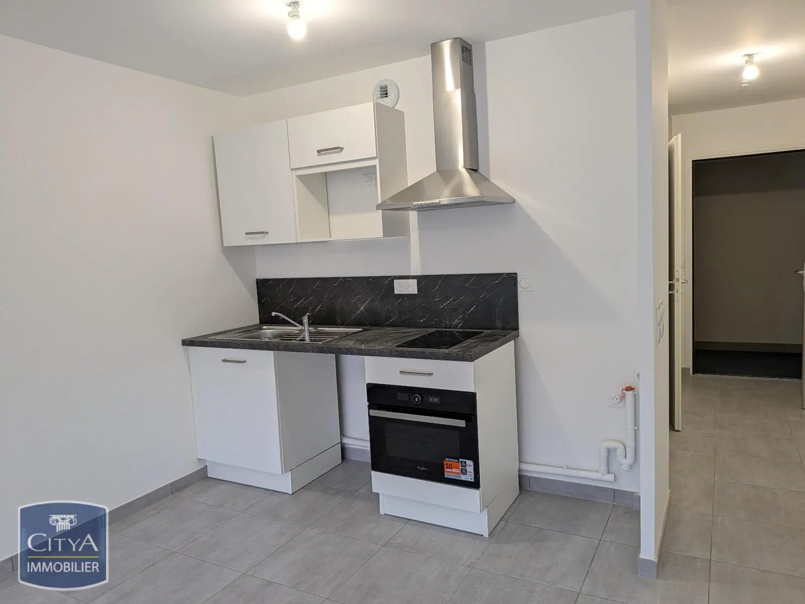 Photo 2 Appartement 1 pièce 28.69m²