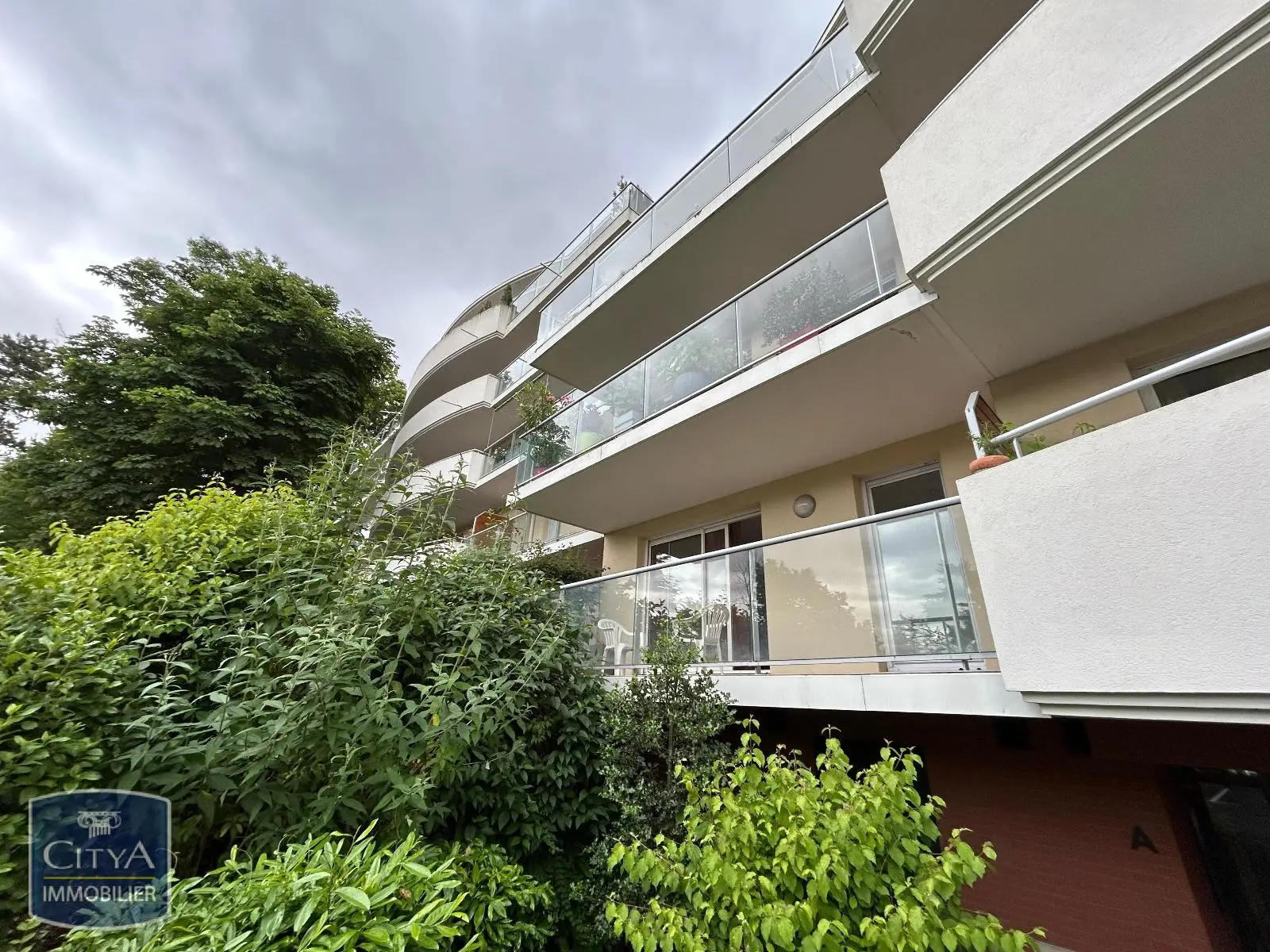 Photo 1 Appartement 1 pièce 37.39m²