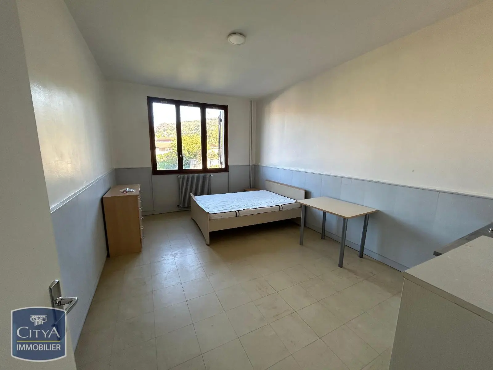 Photo 2 Appartement 1 pièce 24m²