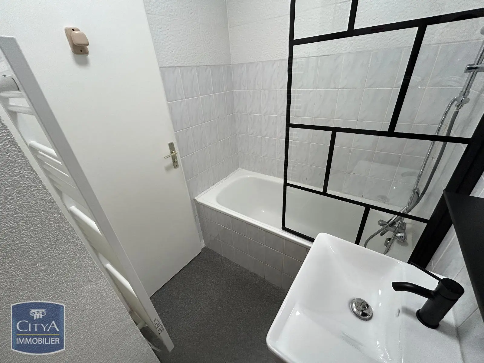 Photo 6 Appartement 1 pièce 21.86m²