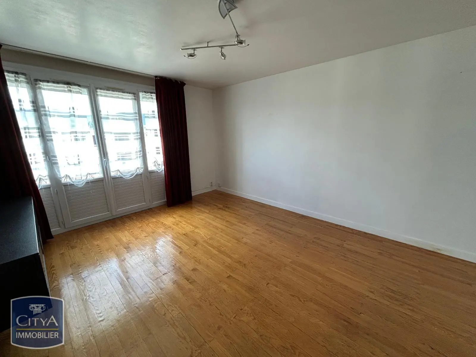 Photo 2 Appartement 4 pièces 74.41m²