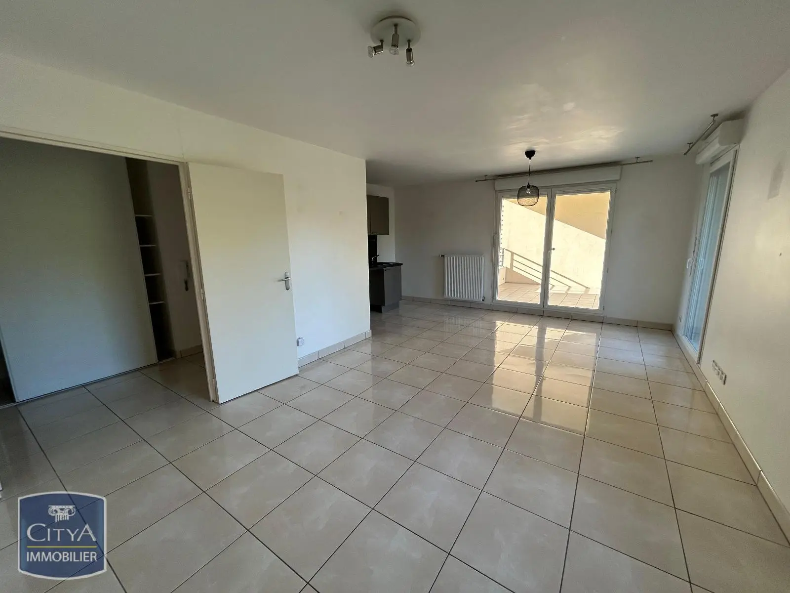 Photo 3 Appartement 4 pièces 74.75m²