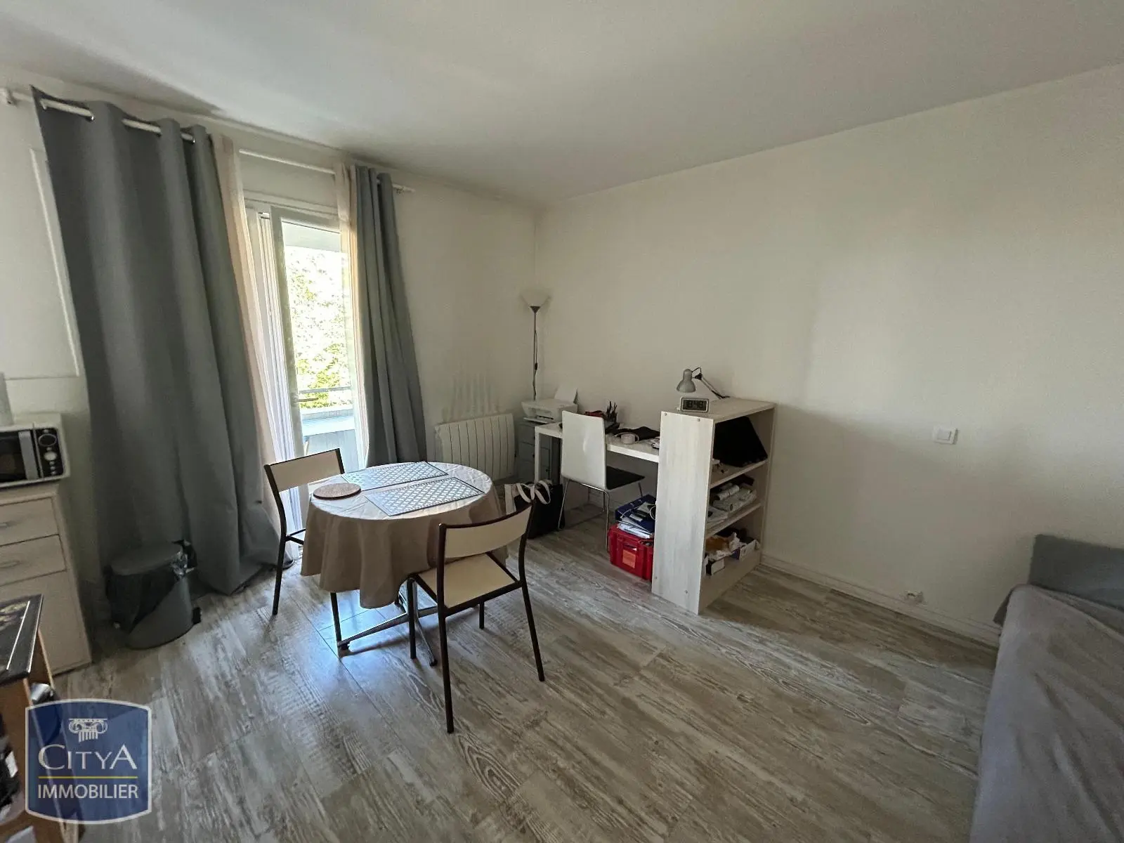 Photo 2 Appartement 1 pièce 24m²