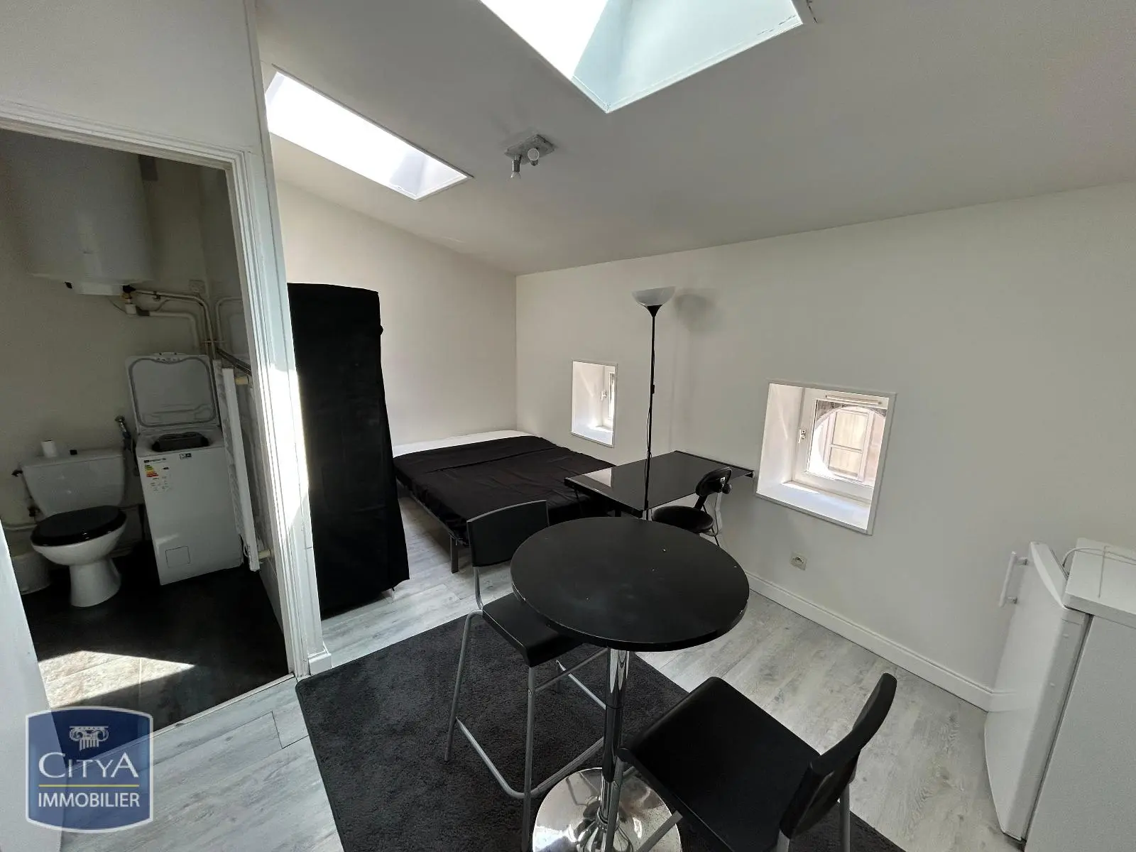 Photo 2 Appartement 1 pièce 14m²